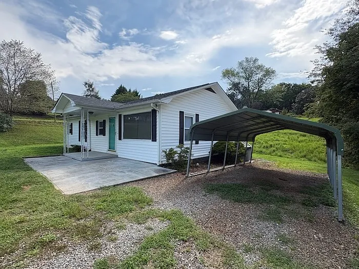 604 Enola Rd — Photo 5