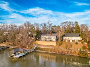 3047 Point Clear Dr, Tega Cay, SC 29708