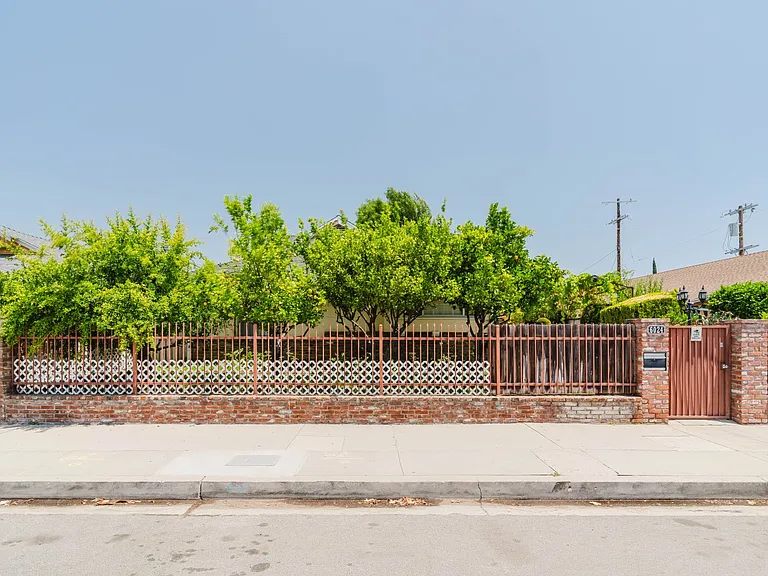 6024 Coldwater Canyon Ave — Photo 1