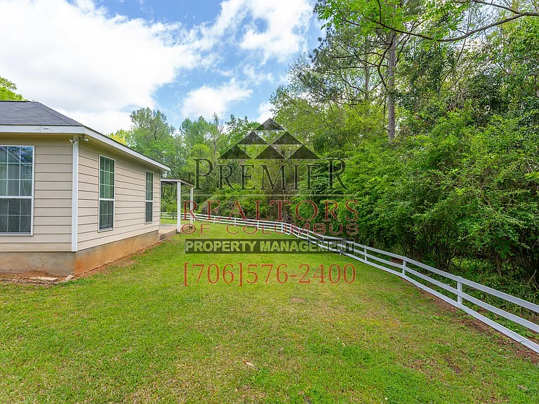 1740 Doerun Dr — Photo 29