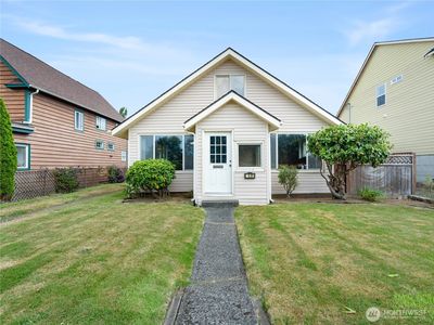 2507 Bay Avenue, Hoquiam, WA, 98550