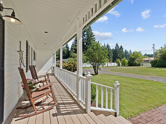 3rd image of 21678 NE 192nd Ave