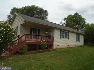 1209 Grazier St, Martinsburg, WV 25404