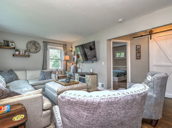 104 Carlson Drive, Milford, CT 06460