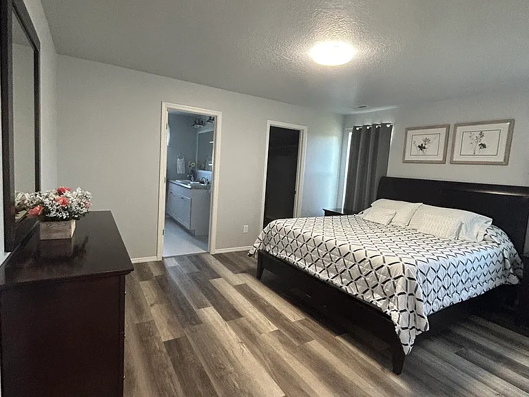 4220 Peck Ave — Photo 7
