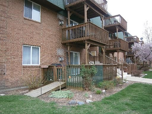 1st image of 1997 Tall Oaks Dr APT 1A