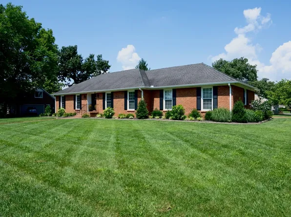 3011 Regency Park Dr, Murfreesboro, TN 37129