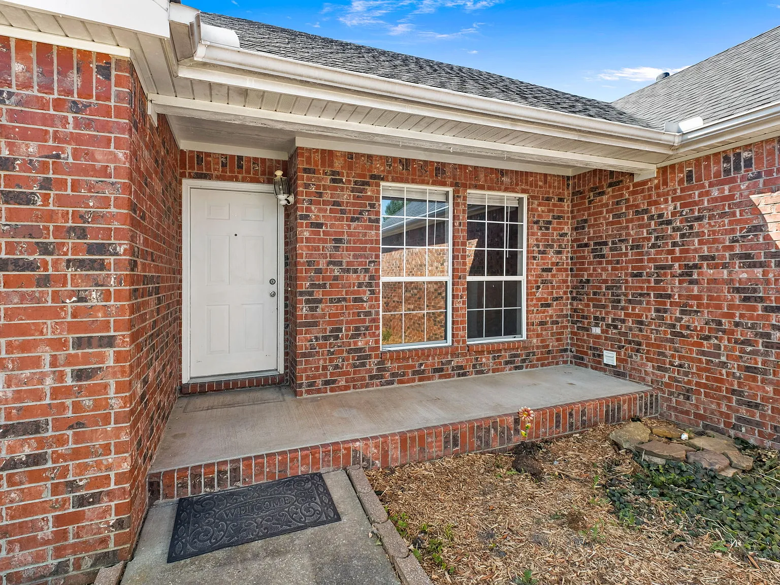 3 bed, 1642 sqft, $1,750 — Photo 4