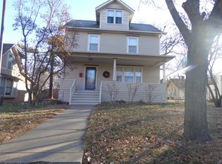 610 N Main St, Lindsborg, KS 67456