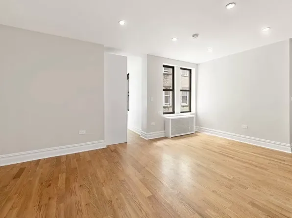 775 Riverside Drive image 1 of 13