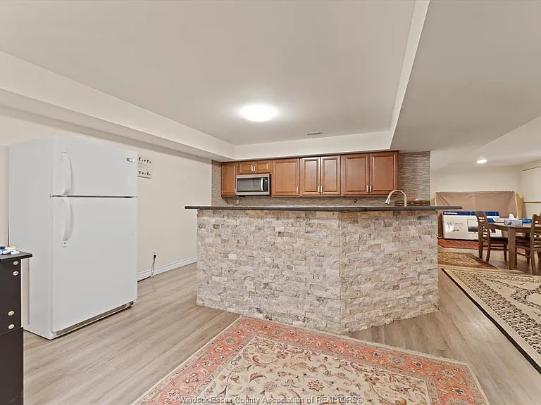 5740 Wayne St — Photo 30