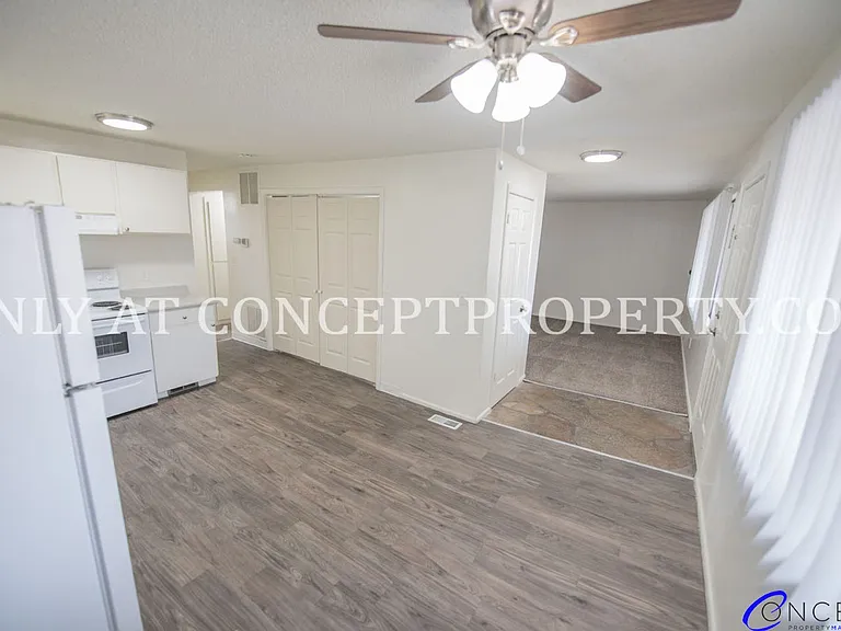 Murray Place — Photo 42