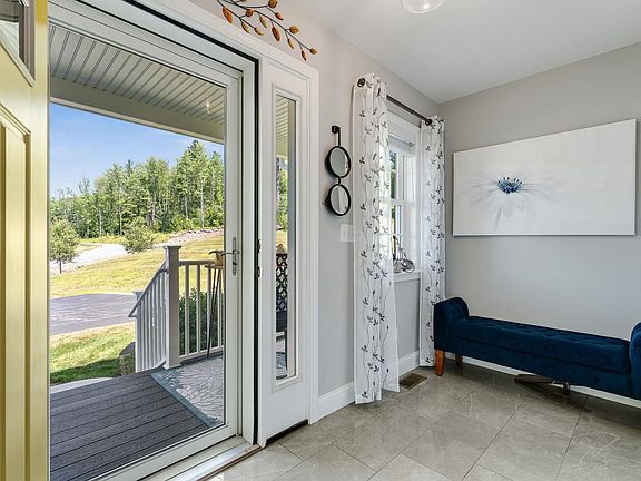 4th image of 28 B Black Walnut Lane #28-B
