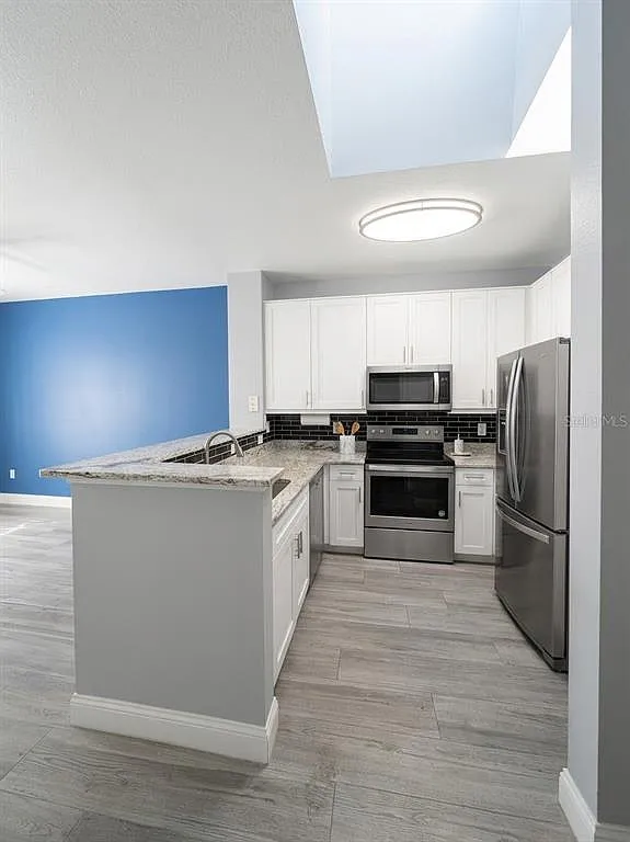 1 bed, 1.0 bath, 672 sqft, $1,950 — Photo 4