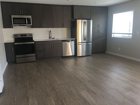 4th image of 4453 North Ave APT 4