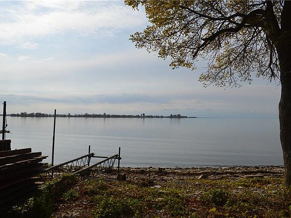 5th image of 2378 Bruns Dr