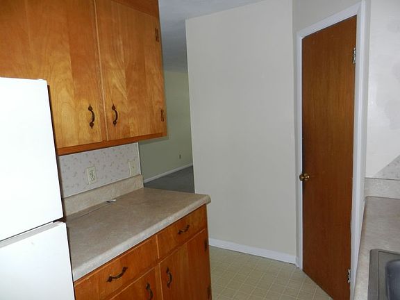 5th image of 340 Chinquapin Trl APT 3