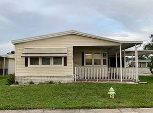 6156 Spring Lake Cir LOT 195, Zephyrhills, FL 33540