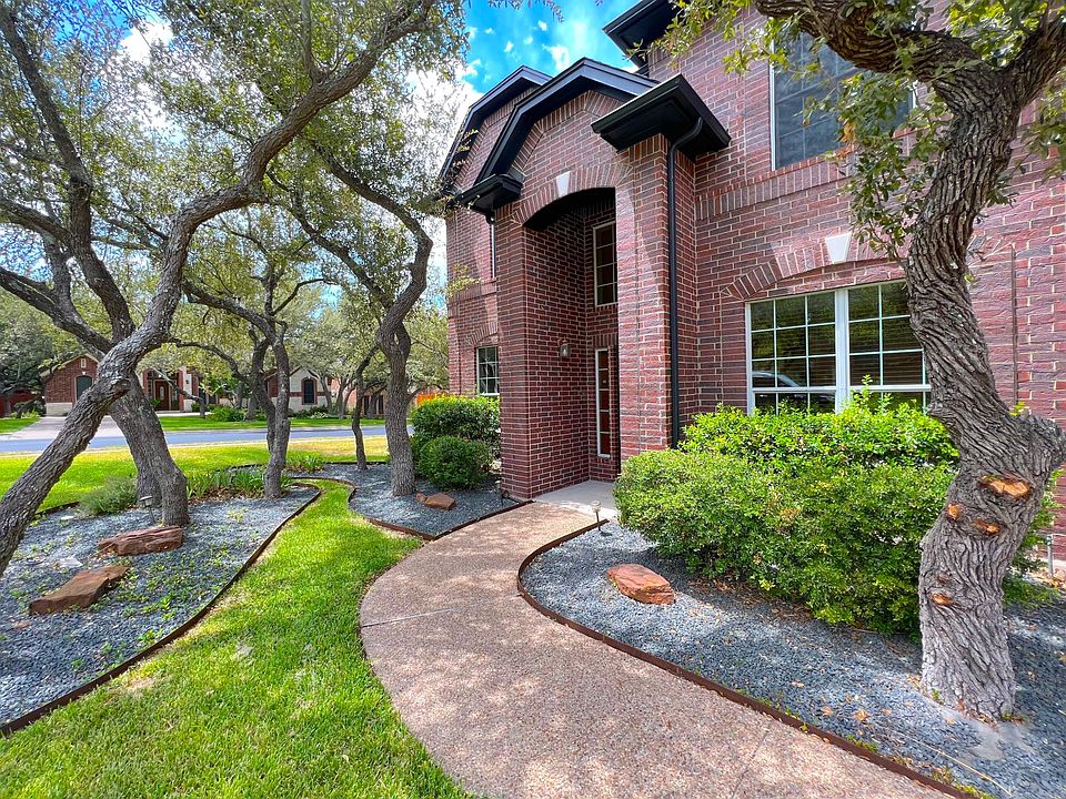 1st image of 2922 Forest Meadow Dr