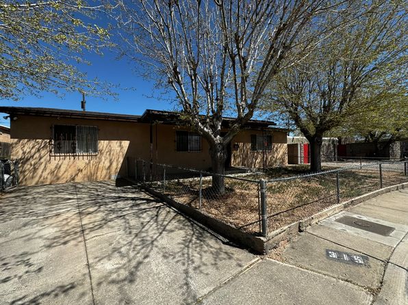 315 San Andres Ave NW