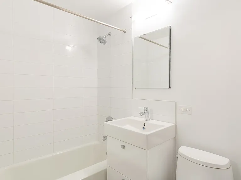 210 W 89th St #9C — Photo 7