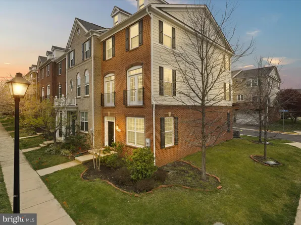 42715 Keiller Ter, Ashburn, VA 20147