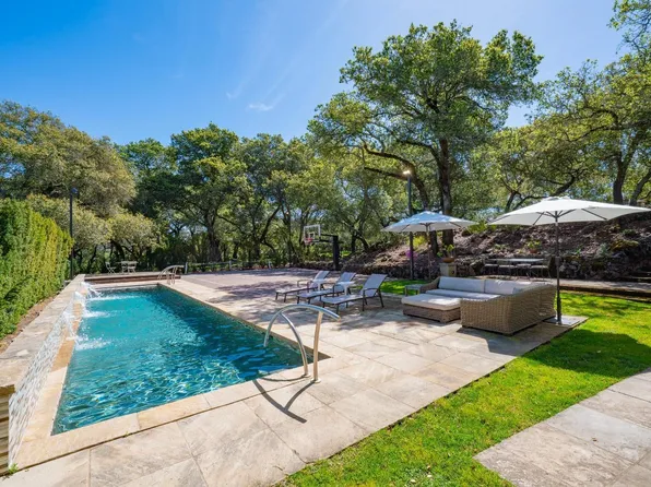 3612 Tillmont Way, Santa Rosa, CA 95403