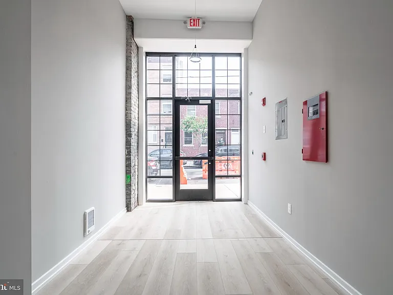 719 Dickinson St #2B — Photo 18