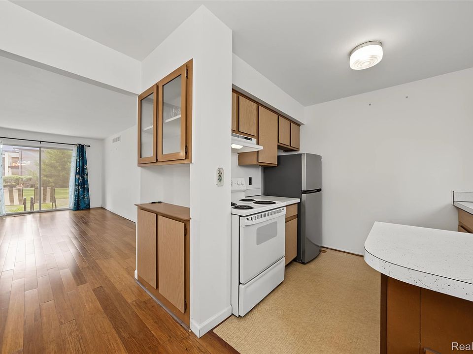 29289 Hayes Rd Apt F10, photo 18