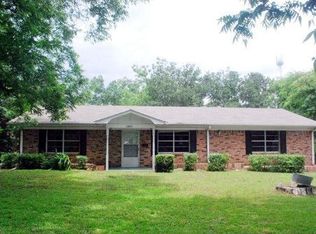 1406 W Duval St, Troup, TX 75789