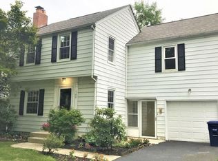 162 Sheffield Rd, Columbus, OH 43214