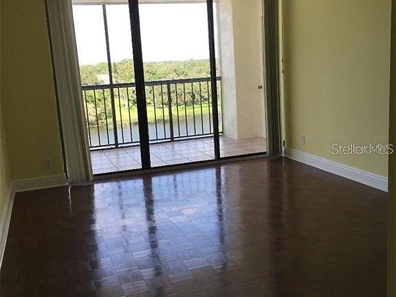 5th image of 100 Oakmont Ln APT 804