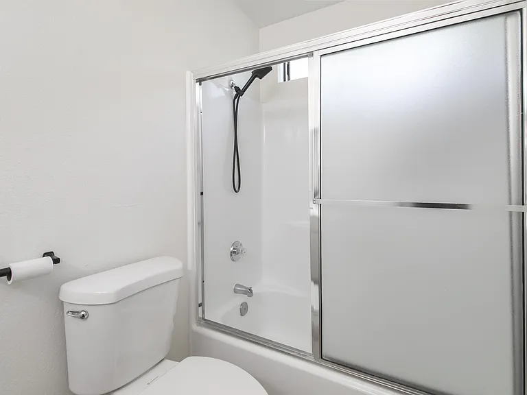 1169 Rosedale Ave #208 — Photo 14