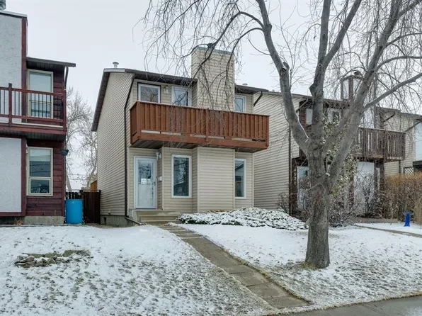 4530 S Montgomery Ave NW, Calgary, AB T3B 0K9