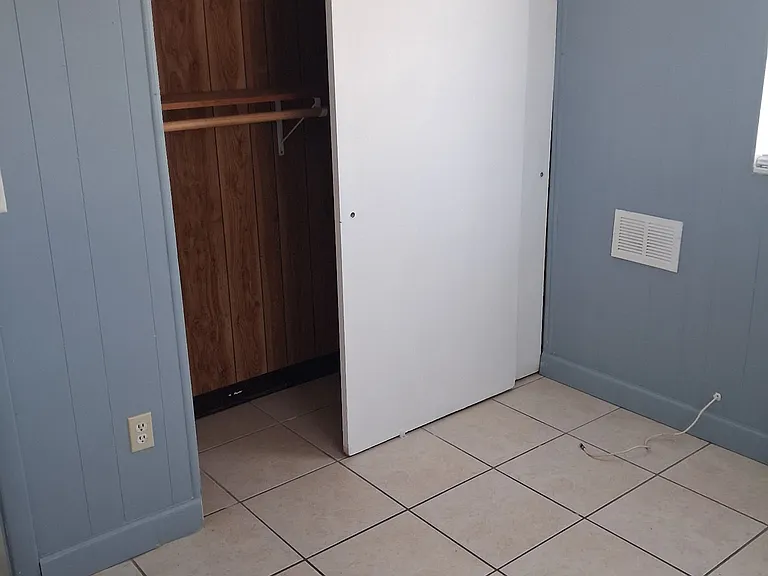 3450 Applewood Ter #B — Photo 5