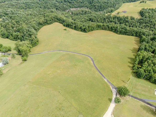 1150 Arvil Dehart Rd, Sandy Hook, KY 41171