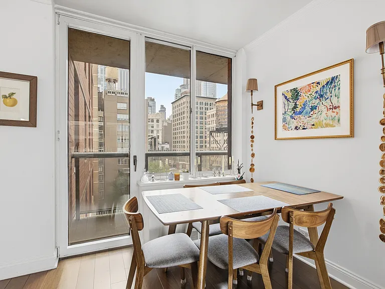 127 E 30th St #11A — Photo 6