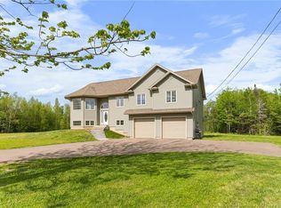 160 Daniel Dr, Moncton, NB E1H0B4