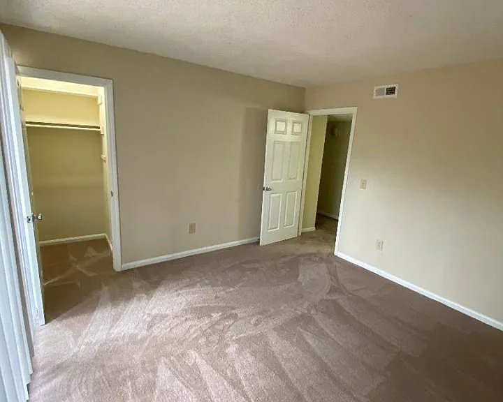 Richland Terrace — Photo 10