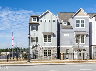 1049 Kirkland Cir SE, Smyrna, GA 30080