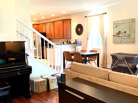 4th image of 1467 N Jeaga Dr