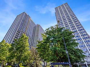 4250 N Marine Dr APT 1029, Chicago, IL 60613