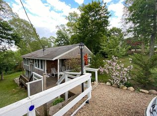 30 Renear St, Tisbury, MA 02568