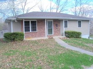 817 Sycamore St, Boonville, MO 65233
