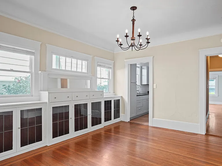 2615 P St #1 — Photo 9