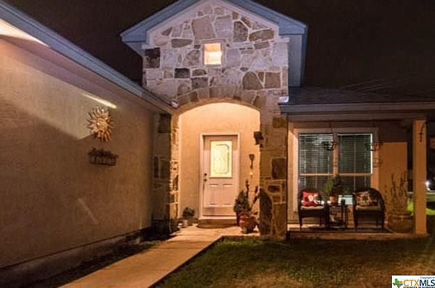 1st image of 1165 Brown Rock Dr