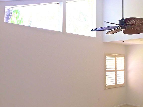 15 ft Vaulted ceilings in Living Room