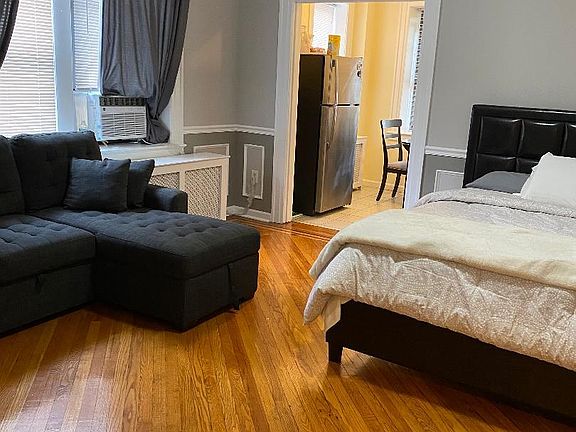 3rd image of 347 Belleville Ave APT A3