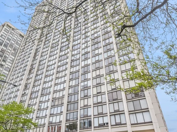5445 N Sheridan Rd APT 2715, Chicago, IL 60640