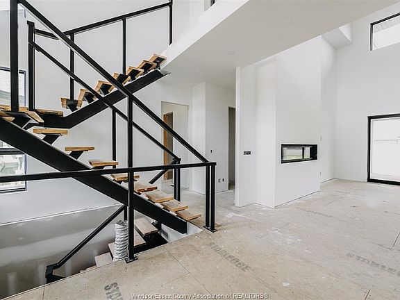 3rd image of 65 Unity Ct